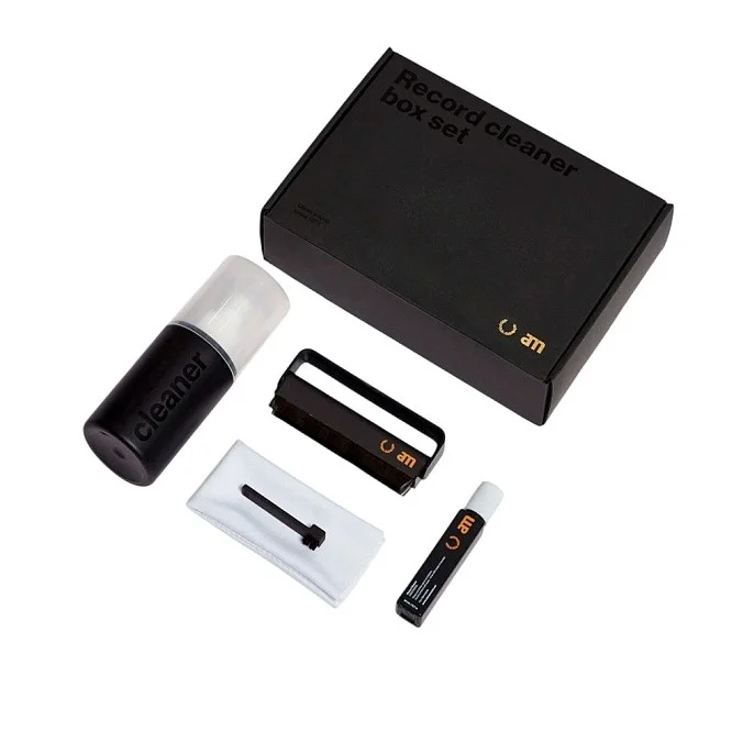 Набор по уходу за винилом Fred Perry FP X AM Record Cleaning Kit